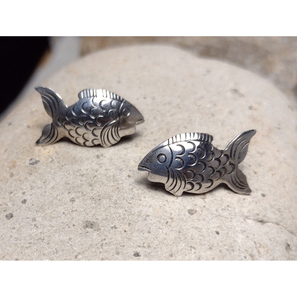 Vintage Sterling Silver Fish Pisces Detailed Earrings